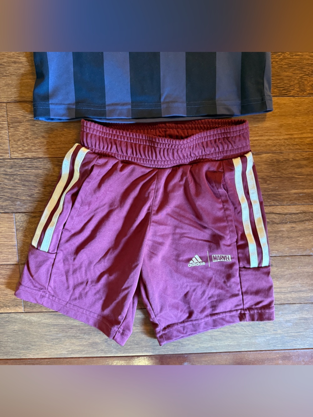 Adidas Kids Marvel Navy Blue Soccer Jersey Set Size 5T - Picture 2 of 5